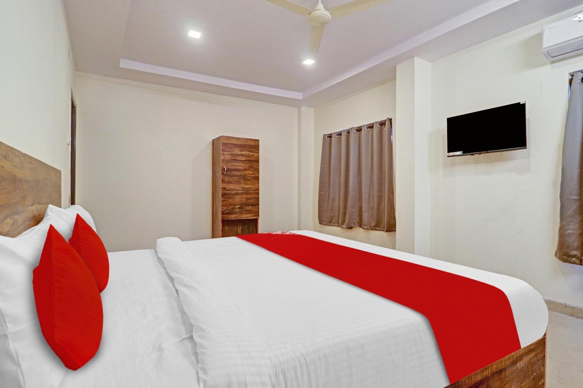 היידראבד Hotel O R Square Inn מראה חיצוני תמונה
